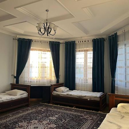 Tomaris Hotel Nukus Eksteriør billede