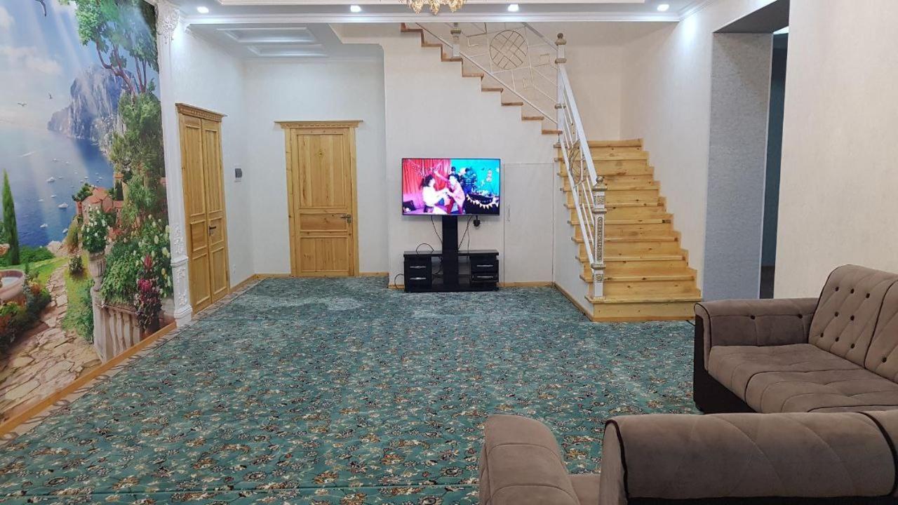 Tomaris Hotel Nukus Eksteriør billede